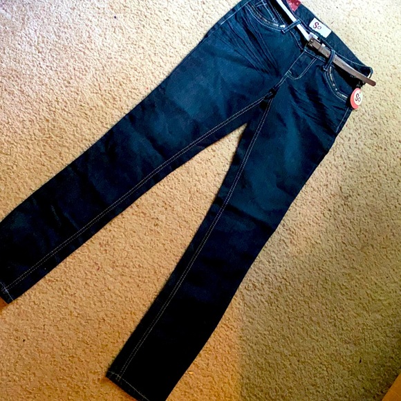 So Skinny Dark Wash Jeans - Picture 2 of 4